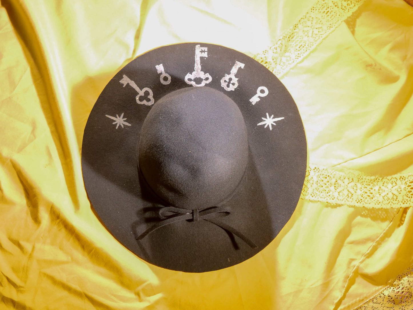 Key Witch | Hat